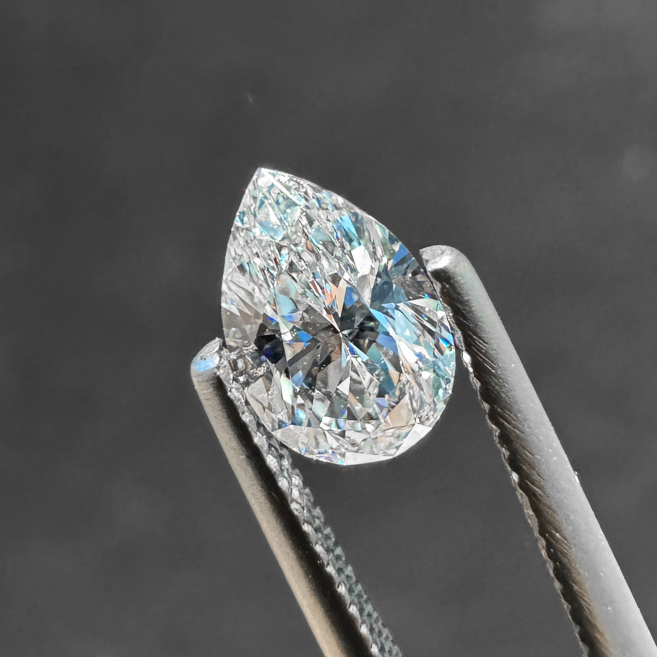 .71 Pear Shaped Diamond – House of Diamonds Hawaii