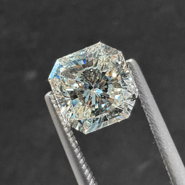 3.06 Radiant Diamond